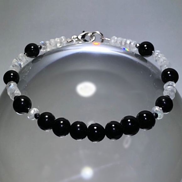 Hand Made Gemstone Bracelet - Picture 1 of 8